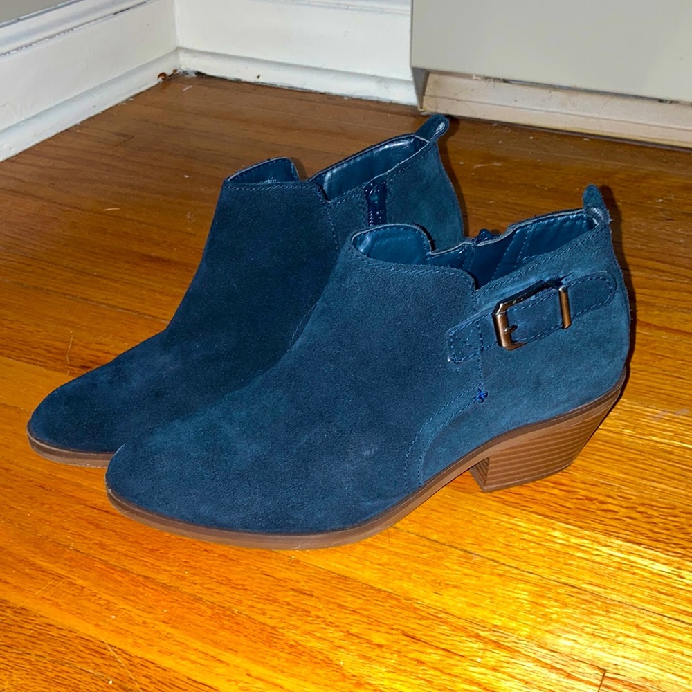 Sonoma Blue Suede Women’s Ankle Boots
